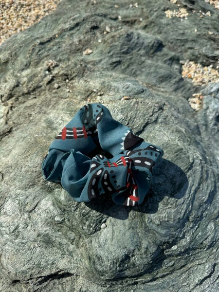 SAVANNA BLUE SCRUNCHIE