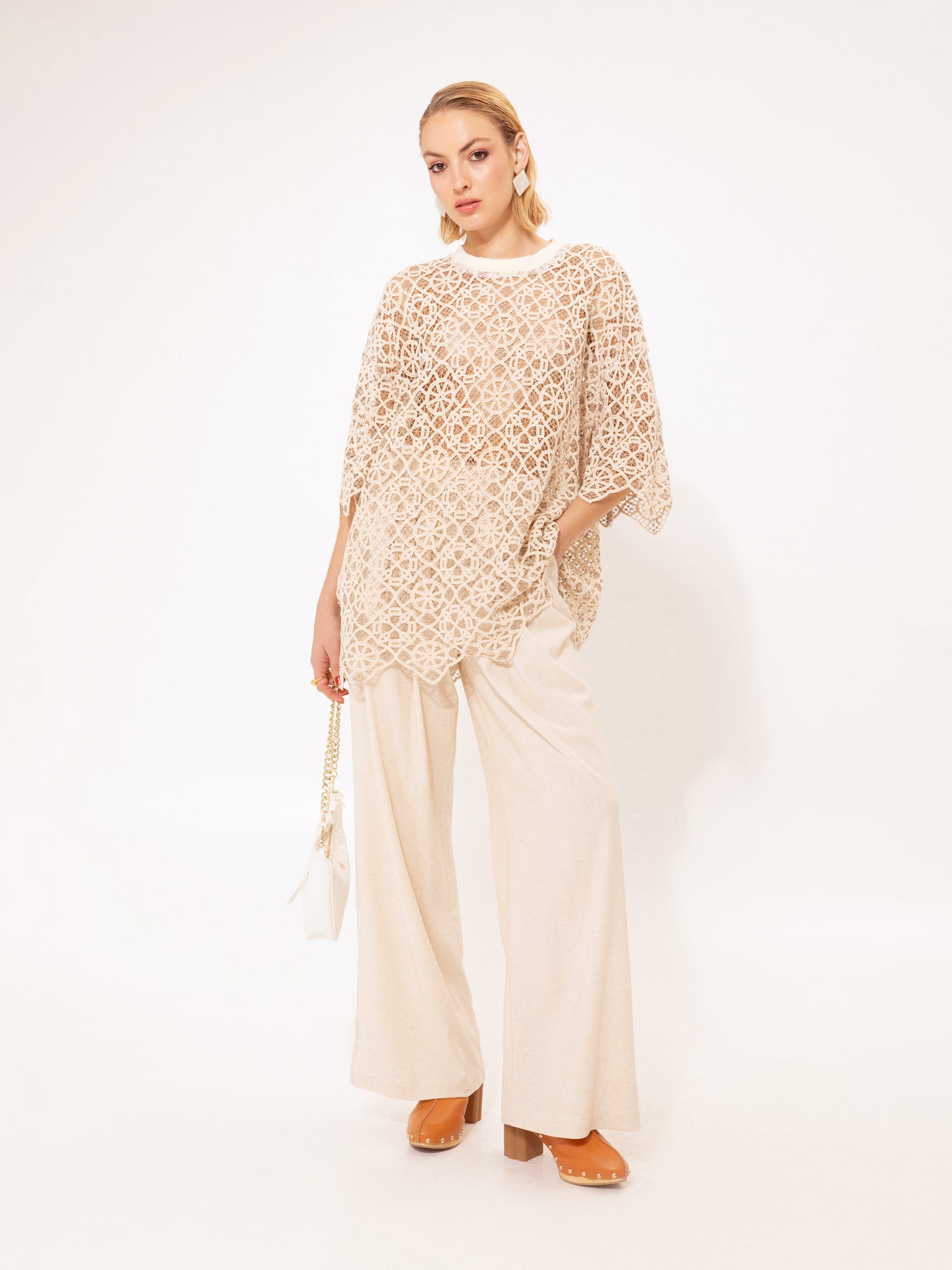 OVERSIZED CROCHET T-SHIRT BEIGE