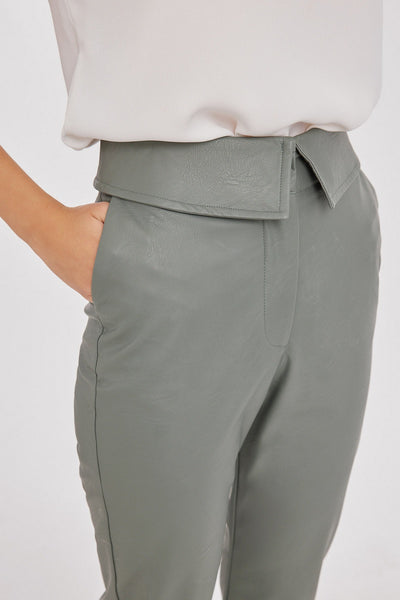 COLLAR TROUSERS